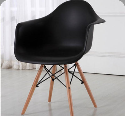 SILLA EAMES CON BRAZOS