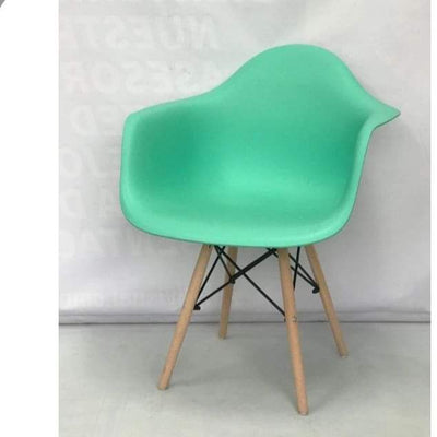 SILLA EAMES CON BRAZOS